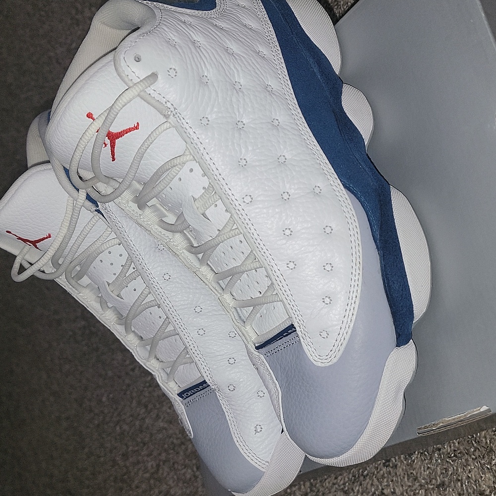 AIR JORDAN RETRO 13 Size 9